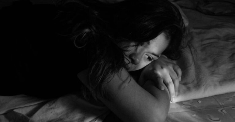 19 Red Flags Of Emotional Abuse You Must Not Ignore In A Relationship