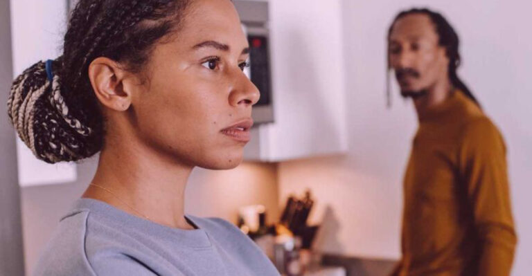 18 Signs A Woman Has Emotionally Checked Out Of The Relationship