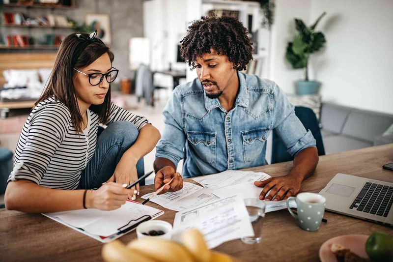 How do you handle big decisions—alone or as a team?