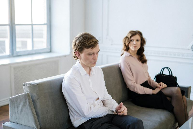 Being Passive in Conflict